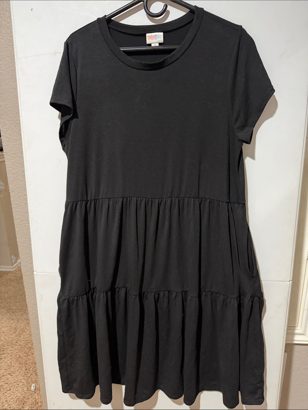 LuLaRoe Ariel Jersey Knit Black Short Sleeve Tiered Dress